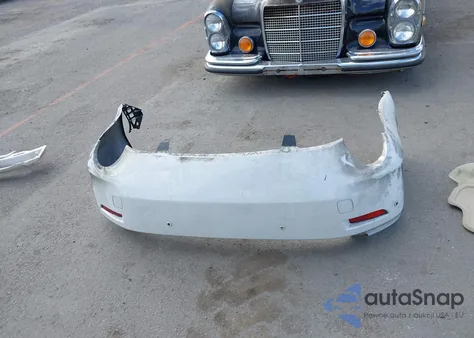 2011 Lexus Is 350C z USA, uszkodzony, nr VIN JTHFE2C25B2505364